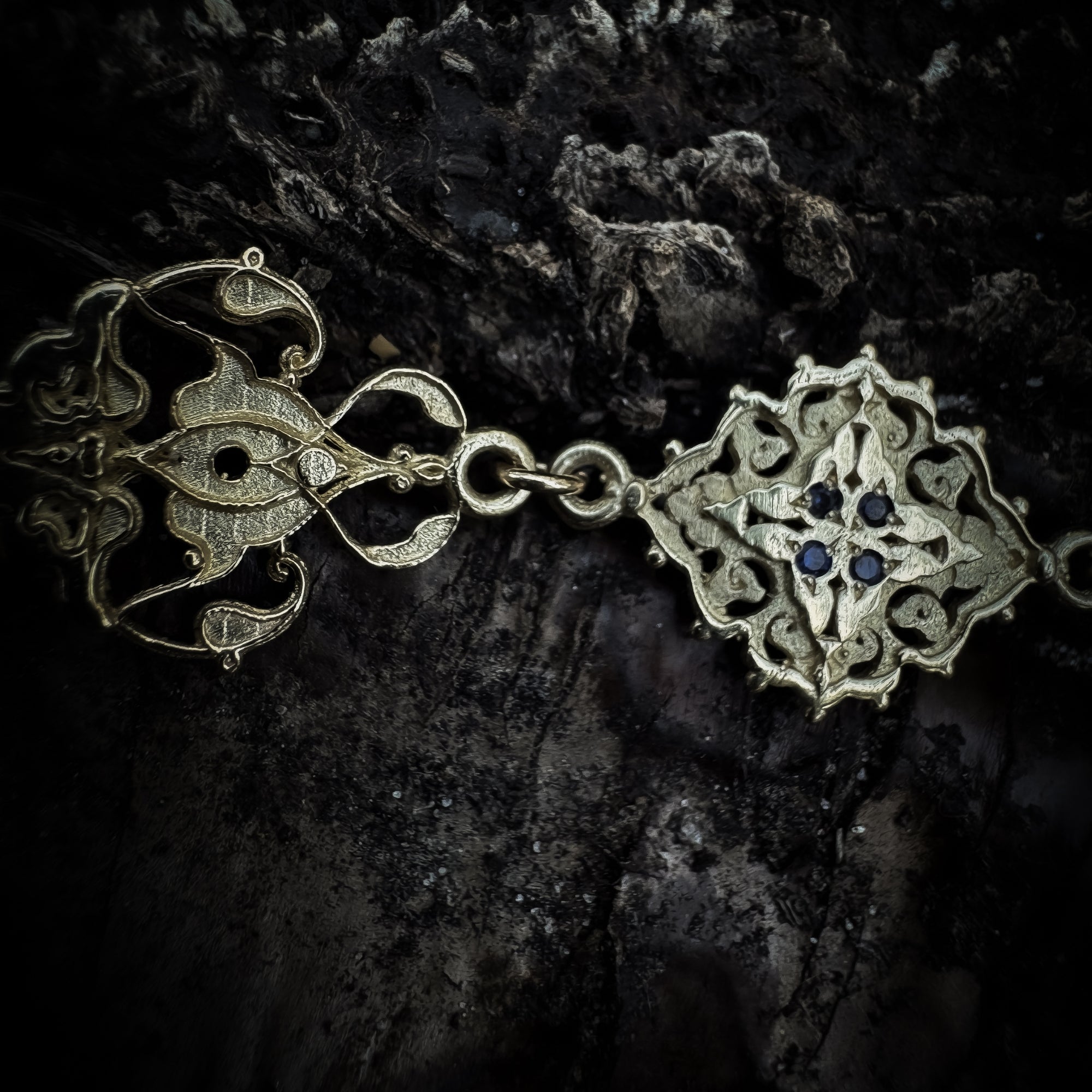 SALTANA ✧ 14K SOLID YELLOW GOLD CHOKER NECKLACE