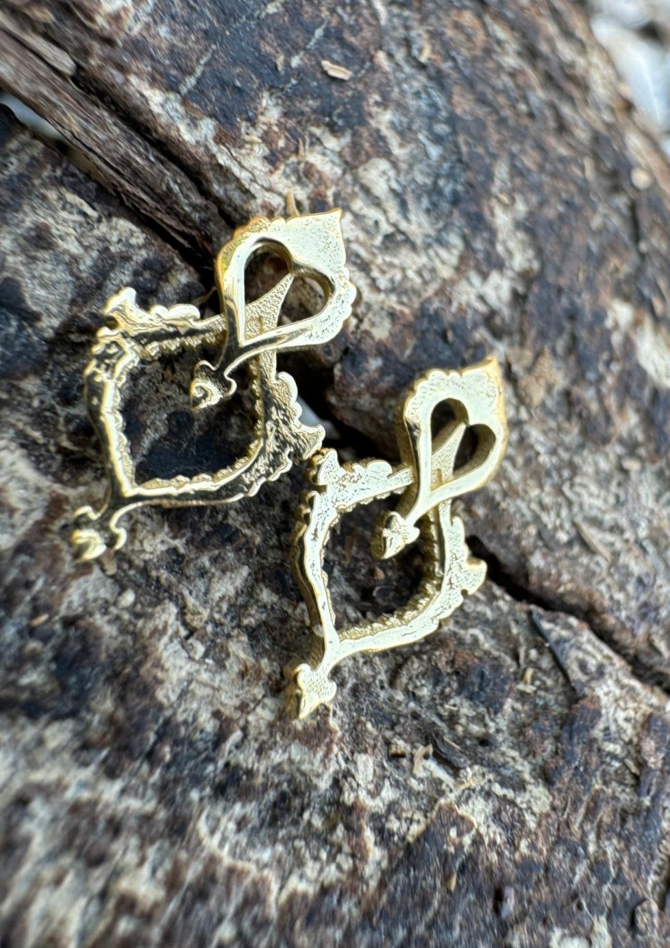 14k gold kaman earrings