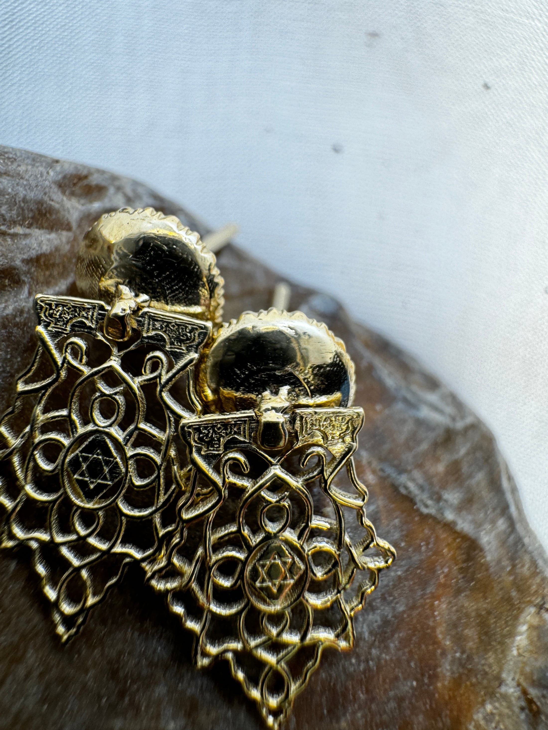 Samai 14K Gold Earrings – Where Minimalism Meets Elegance