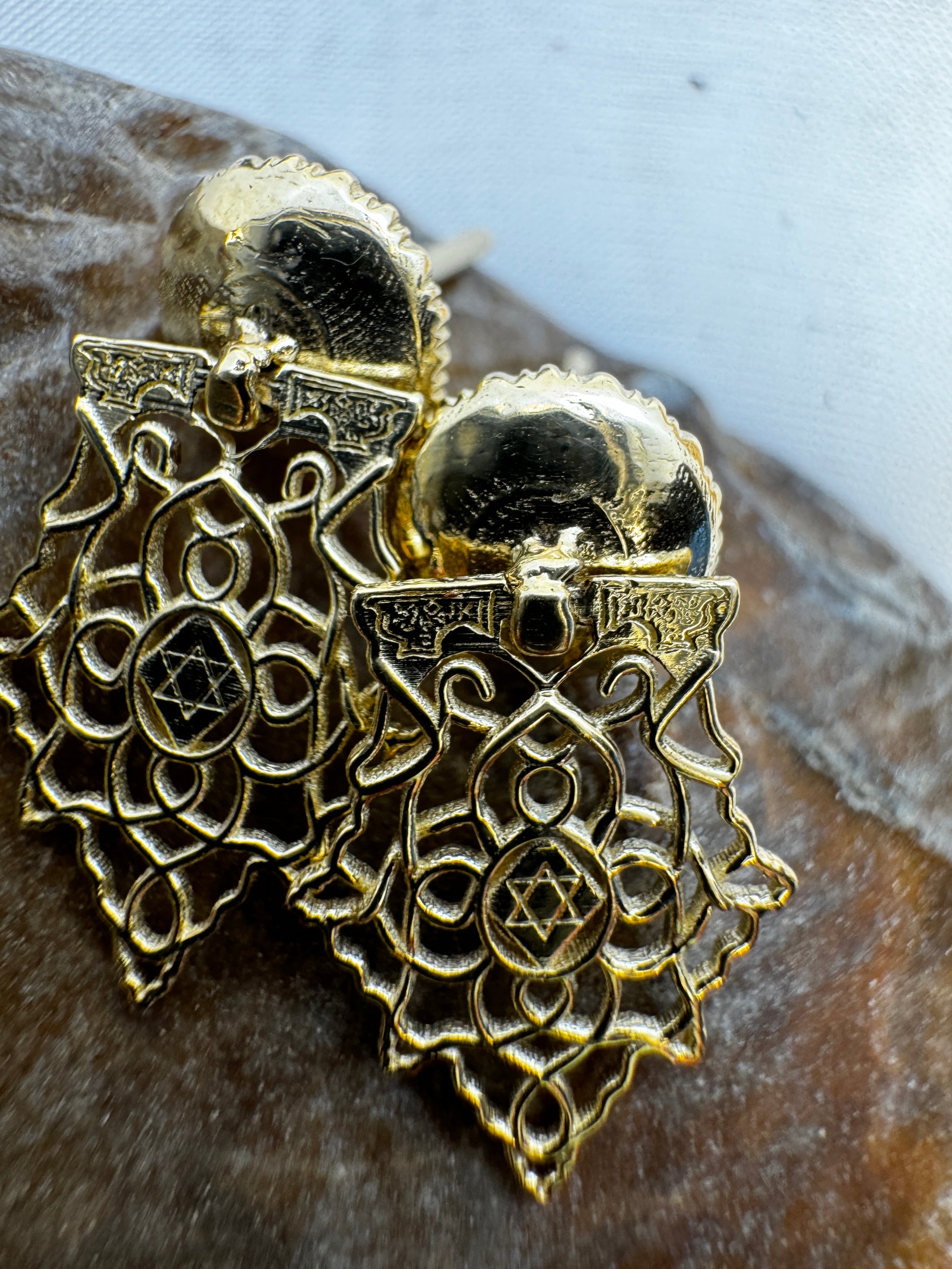 Samai 14K Gold Earrings – Where Minimalism Meets Elegance